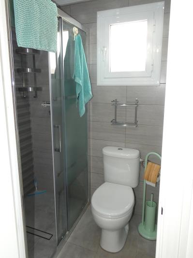 Image No.24-2 Bed Villa / Detached for sale