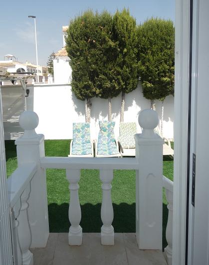 Image No.37-2 Bed Villa / Detached for sale