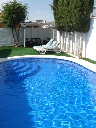 Image No.44-2 Bed Villa / Detached for sale