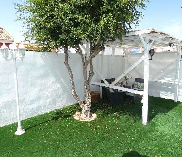 Image No.48-2 Bed Villa / Detached for sale