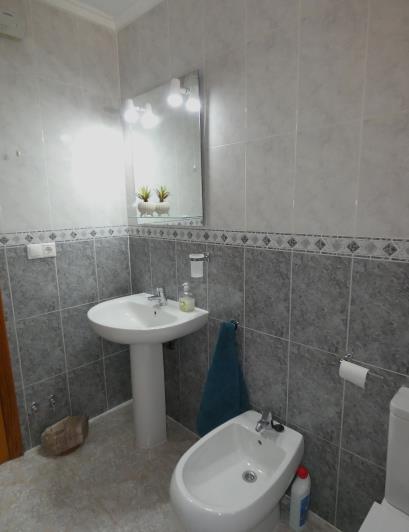 Image No.17-5 Bed Villa / Detached for sale