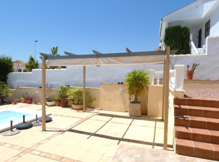 Image No.45-5 Bed Villa / Detached for sale