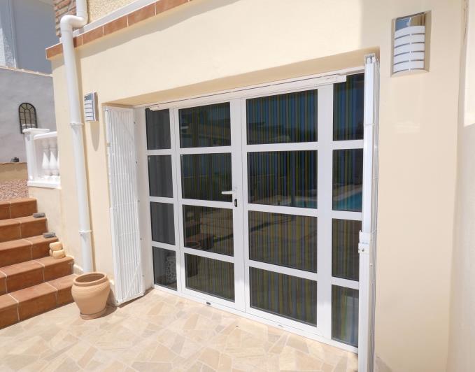 Image No.48-5 Bed Villa / Detached for sale