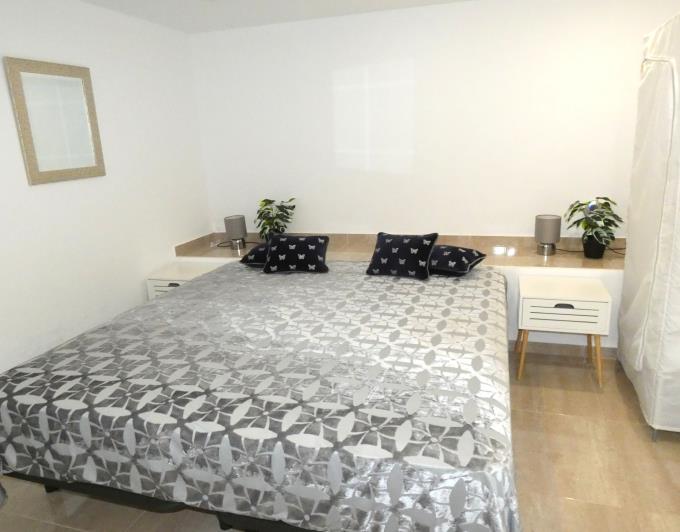 Image No.54-5 Bed Villa / Detached for sale