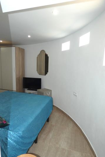 Image No.59-5 Bed Villa / Detached for sale