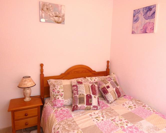 Image No.19-3 Bed Semi-Detached for sale