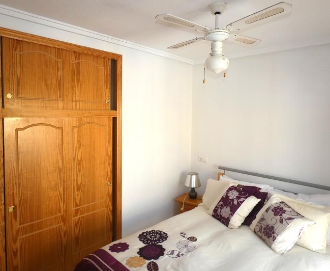 Image No.30-3 Bed Semi-Detached for sale