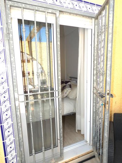 Image No.32-3 Bed Semi-Detached for sale