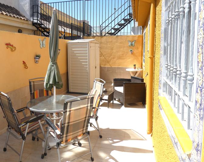 Image No.41-3 Bed Semi-Detached for sale