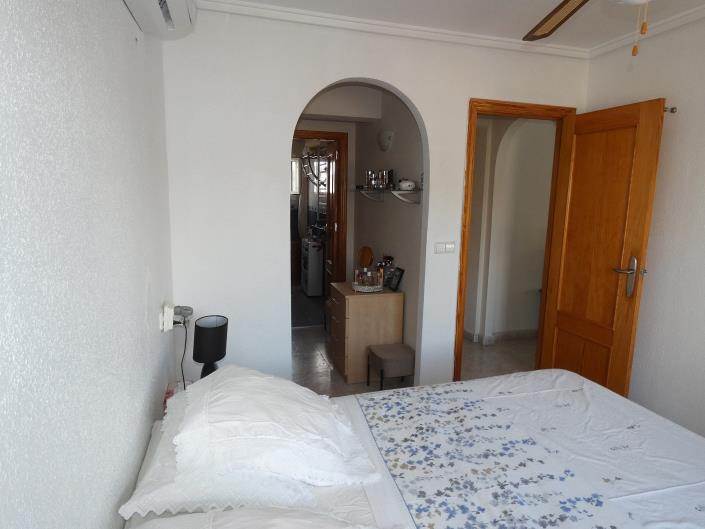 Image No.13-4 Bed Villa / Detached for sale