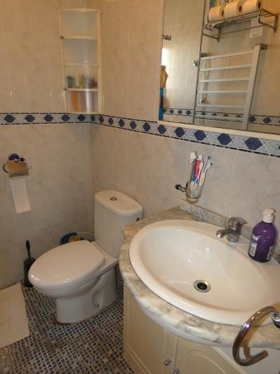 Image No.19-4 Bed Villa / Detached for sale