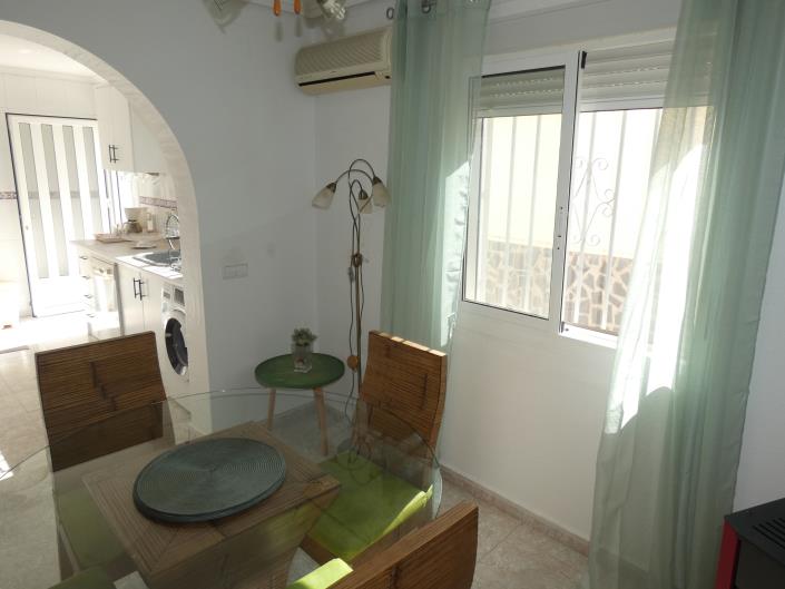 Image No.25-4 Bed Villa / Detached for sale