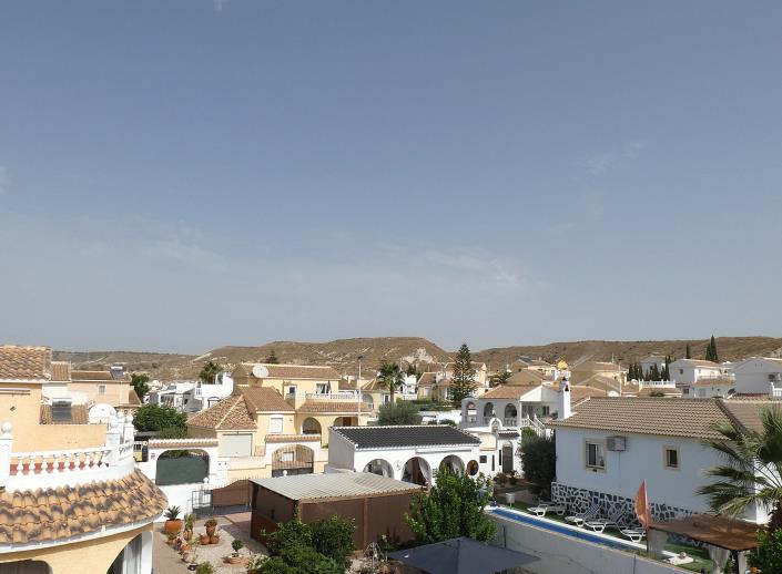 Image No.32-5 Bed Villa / Detached for sale