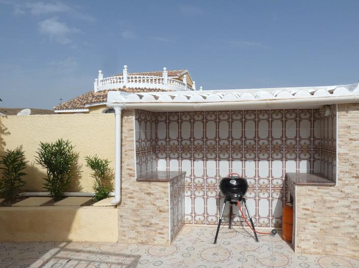 Image No.38-5 Bed Villa / Detached for sale