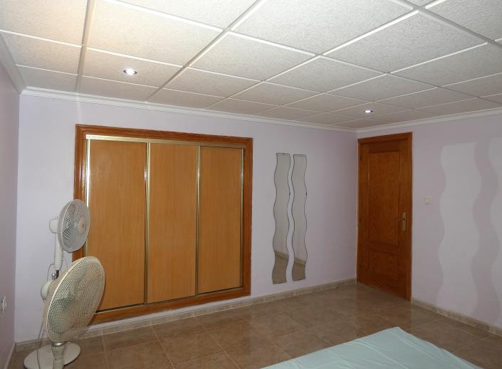 Image No.51-5 Bed Villa / Detached for sale