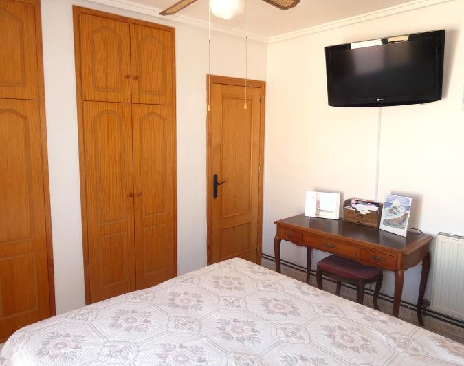 Image No.30-3 Bed Villa / Detached for sale