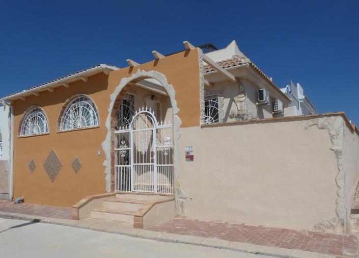 Image No.2-2 Bed House/Villa for sale