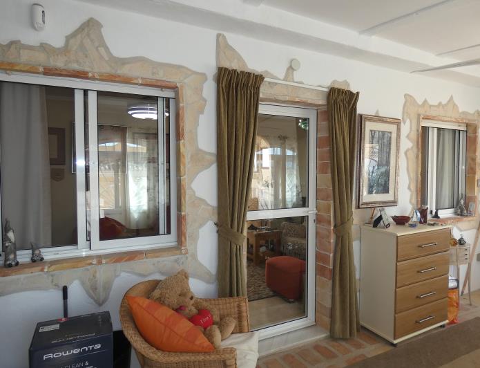 Image No.12-2 Bed House/Villa for sale