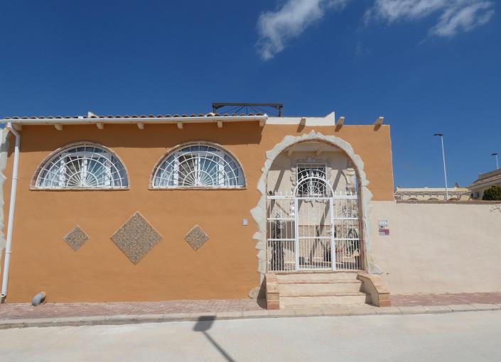 Image No.51-2 Bed House/Villa for sale