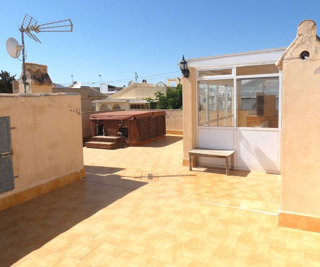 Image No.39-2 Bed Villa / Detached for sale