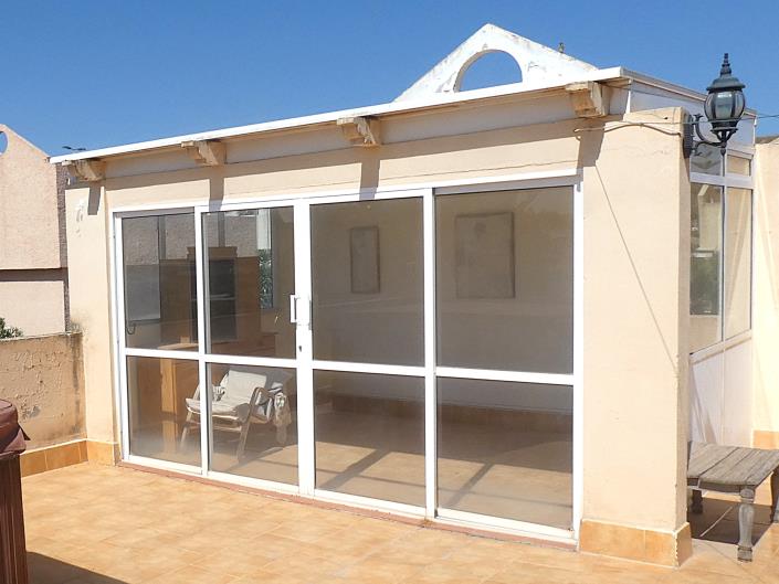 Image No.42-2 Bed Villa / Detached for sale