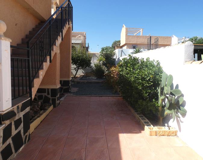 Image No.53-2 Bed Villa / Detached for sale