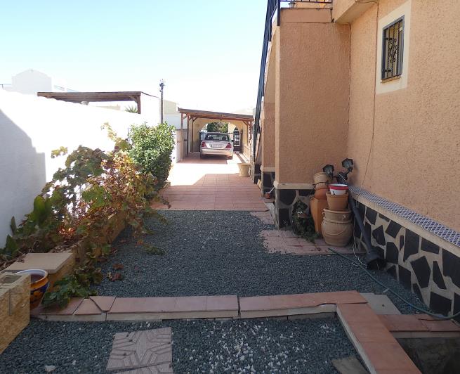 Image No.56-2 Bed Villa / Detached for sale