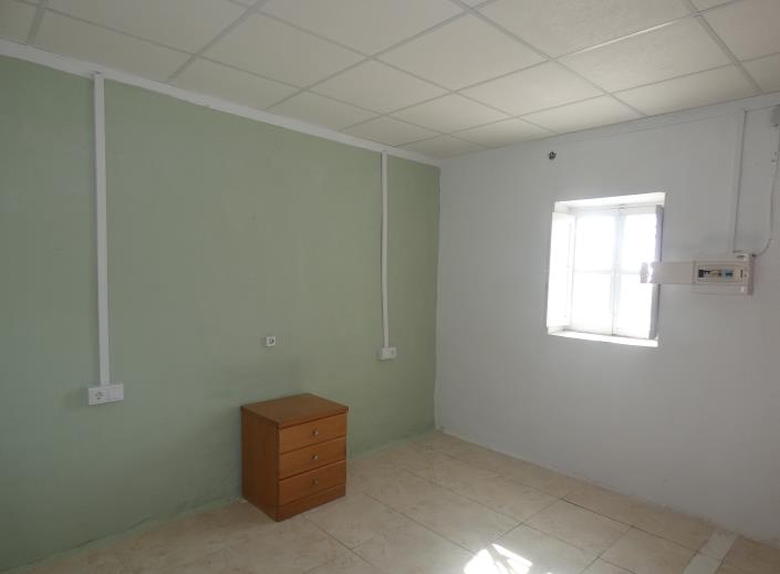 Image No.19-3 Bed Country Property for sale