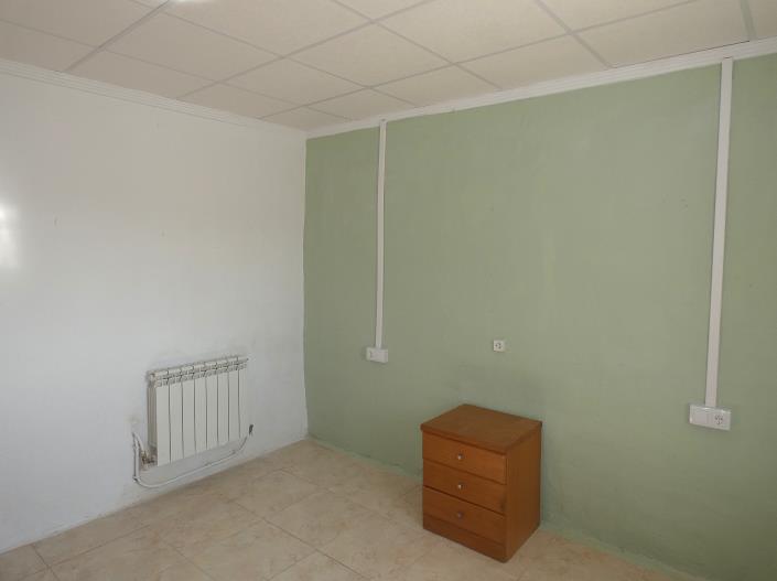 Image No.20-3 Bed Country Property for sale