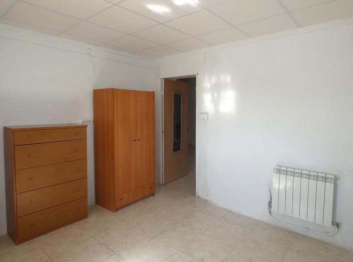 Image No.21-3 Bed Country Property for sale