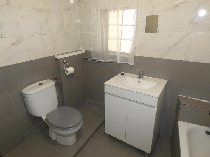 Image No.26-3 Bed Country Property for sale