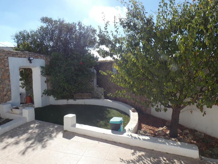 Image No.33-3 Bed Country Property for sale