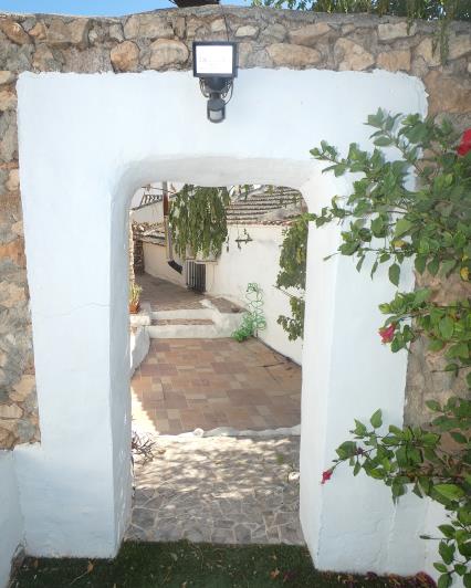 Image No.36-3 Bed Country Property for sale