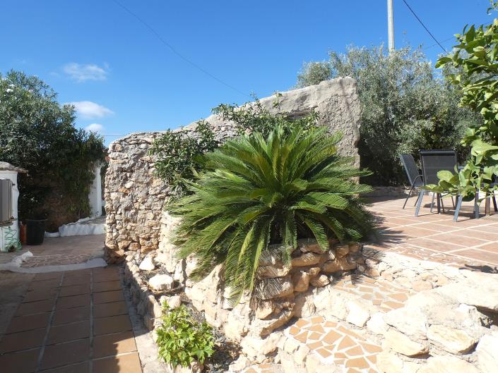 Image No.40-3 Bed Country Property for sale