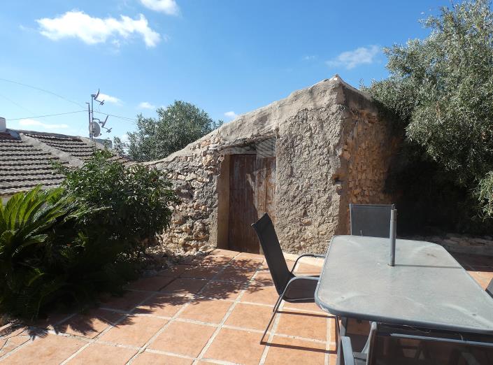 Image No.42-3 Bed Country Property for sale