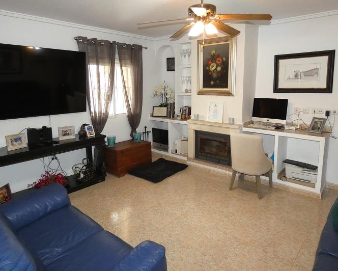 Image No.3-3 Bed Villa / Detached for sale