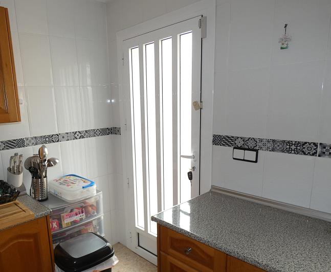 Image No.39-3 Bed Villa / Detached for sale