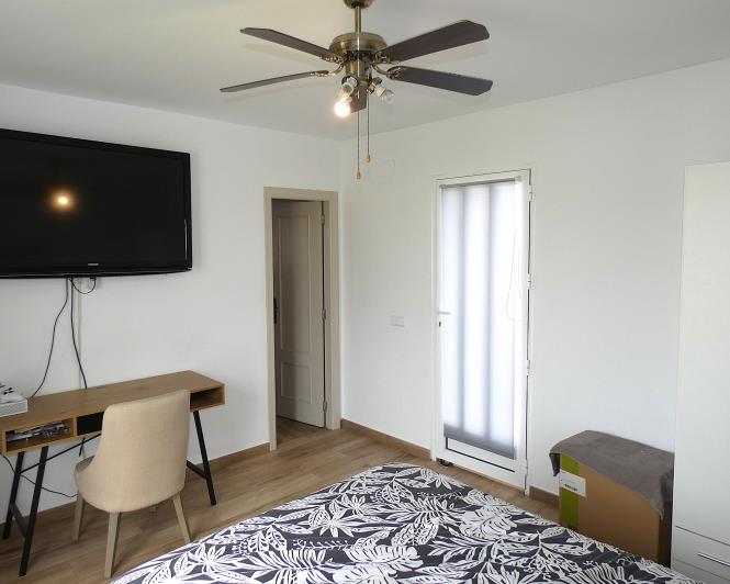 Image No.42-3 Bed Villa / Detached for sale