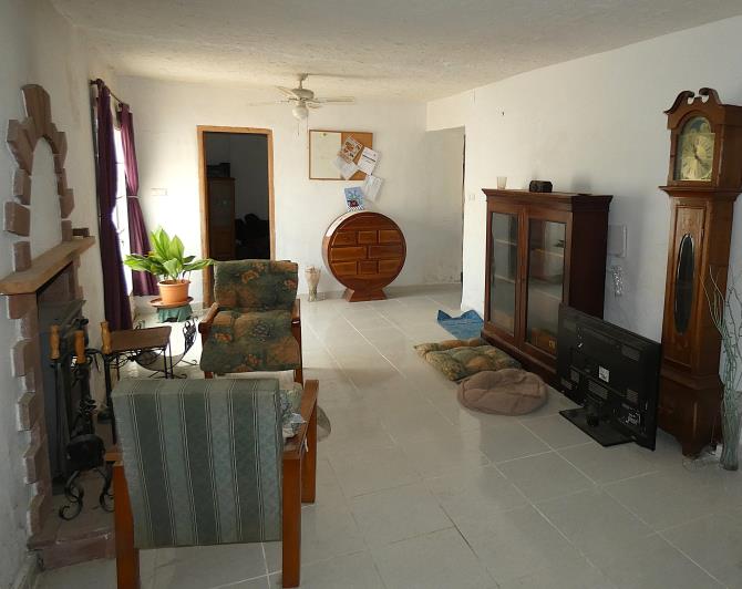 Image No.22-7 Bed Country Property for sale