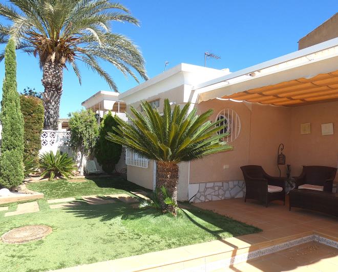 Image No.6-3 Bed Villa / Detached for sale