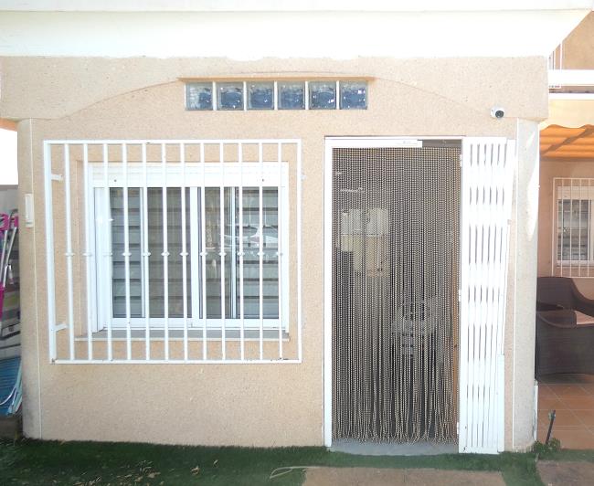 Image No.8-3 Bed Villa / Detached for sale