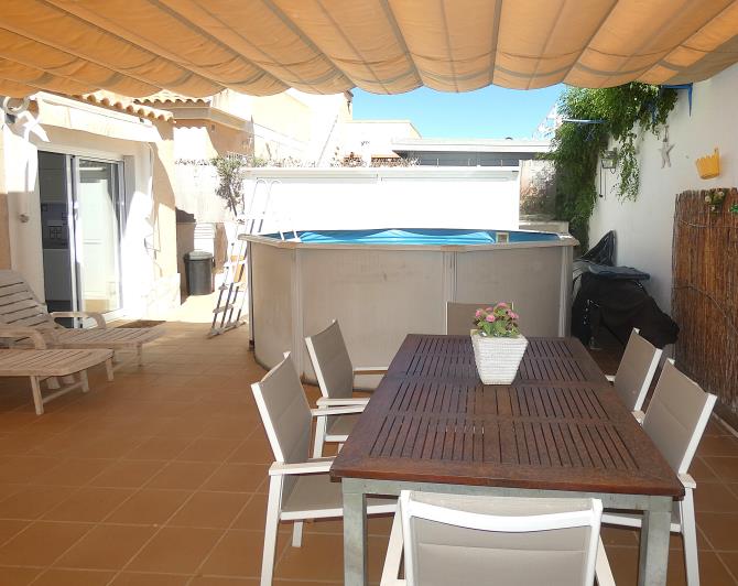 Image No.37-3 Bed Villa / Detached for sale