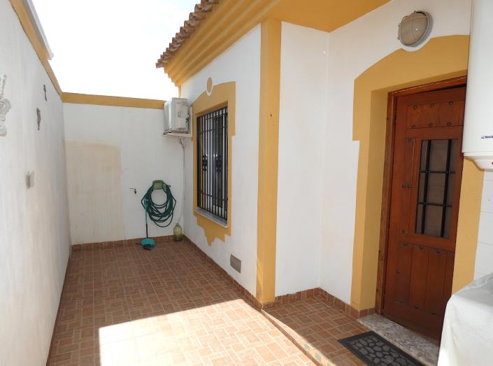 Image No.29-2 Bed Bungalow for sale