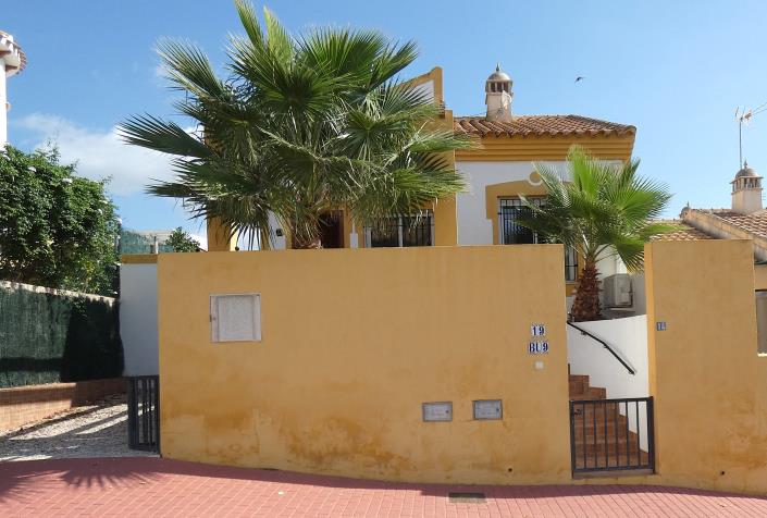 Image No.35-2 Bed Bungalow for sale