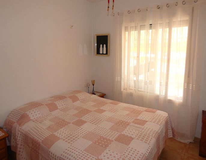 Image No.32-2 Bed Villa / Detached for sale