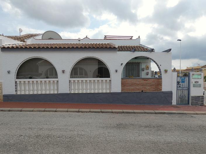 Image No.2-2 Bed Semi-Detached for sale