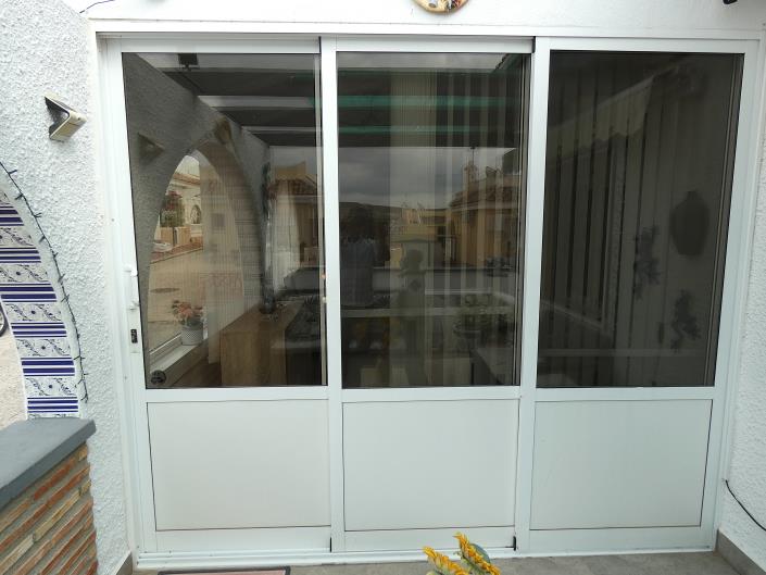 Image No.8-2 Bed Semi-Detached for sale