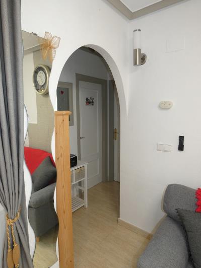 Image No.16-2 Bed Semi-Detached for sale