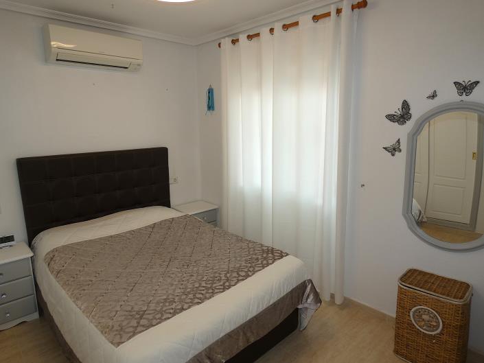 Image No.18-2 Bed Semi-Detached for sale