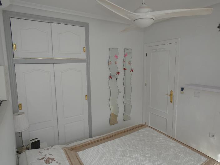 Image No.25-2 Bed Semi-Detached for sale